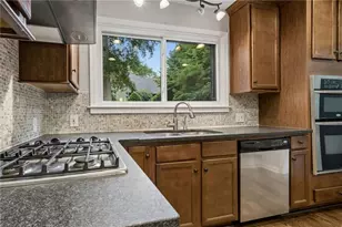 1197 Goodwin Rd, Atlanta, GA 30324 - Photo 17