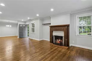 1197 Goodwin Rd, Atlanta, GA 30324 - Photo 11