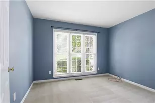 810 Devenish Ln, Roswell, GA 30075 - Photo 17