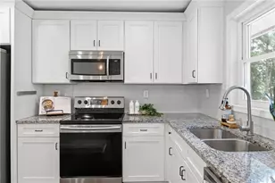 2182 Galway Ln, Decatur, GA 30032 - Photo 9