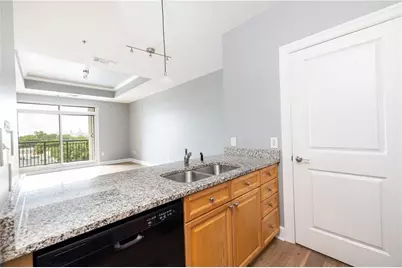 325 E Paces Ferry Road NE #706, Atlanta, GA 30305 - Photo 9