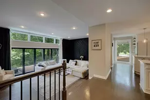 305 River Knoll Dr, Sandy Springs, GA 30328 - Photo 11
