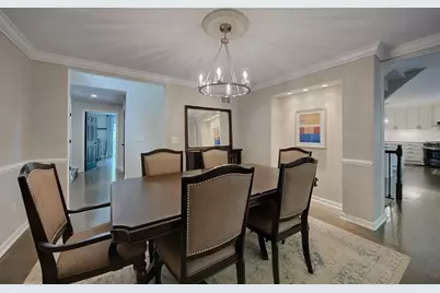 305 River Knoll Drive, Sandy Springs, GA 30328 - Photo 21