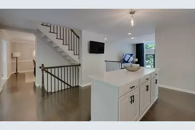 305 River Knoll Drive, Sandy Springs, GA 30328 - Photo 17