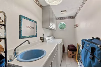 5497 Georgetown Trace SW, Lilburn, GA 30047 - Photo 21