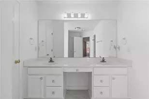 2123 Beacon Crest Dr, Buford, GA 30519 - Photo 25