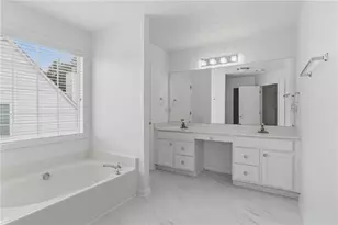 2123 Beacon Crest Dr, Buford, GA 30519 - Photo 23
