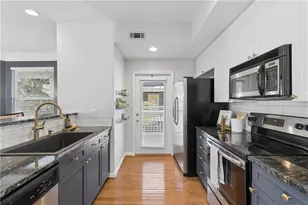 951 Glenwood Ave SE, Atlanta, GA 30316 - Photo 9