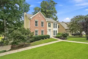 2195 Whitehall Dr NE, Marietta, GA 30066 - Photo 5