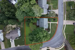 2195 Whitehall Dr NE, Marietta, GA 30066 - Photo 3