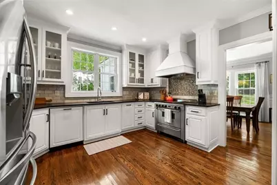 3590 Ivy Road NE, Atlanta, GA 30342 - Photo 19