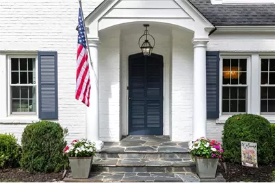 3590 Ivy Road NE, Atlanta, GA 30342 - Photo 7