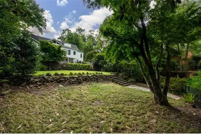 3590 Ivy Road NE, Atlanta, GA 30342 - Photo 57