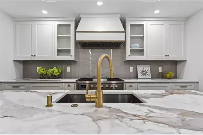 11 Mooregate Square NW, Atlanta, GA 30327 - Photo 15