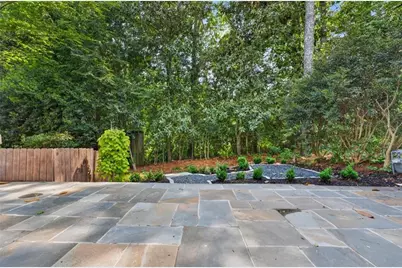 11 Mooregate Square NW, Atlanta, GA 30327 - Photo 25