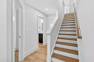 4455 Dandelion Ln, Atlanta, GA 30342 - Photo 9