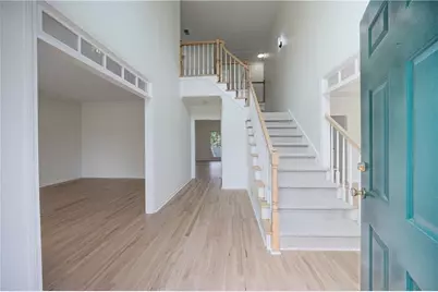 5795 Dovnick Drive SW, Lilburn, GA 30047 - Photo 13