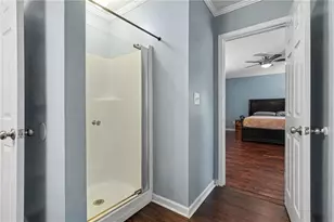 2726 Ravenwood Dr, Snellville, GA 30078 - Photo 15