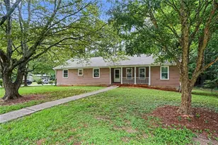 2726 Ravenwood Dr, Snellville, GA 30078 - Photo 33