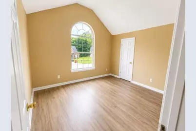 5706 Hidden Brook Circle, Atlanta, GA 30349 - Photo 9