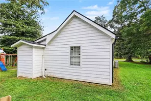 104 Sargent Kennon St, Newnan, GA 30263 - Photo 13
