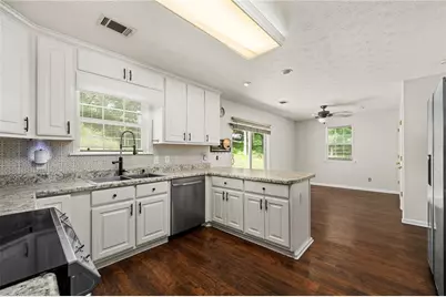 6204 Cherrywood Trail, Gainesville, GA 30506 - Photo 13