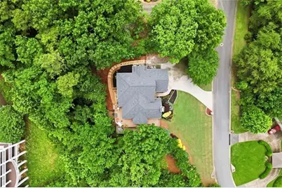 2951 Summitop Court, Marietta, GA 30066 - Photo 5