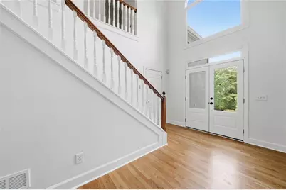 2951 Summitop Court, Marietta, GA 30066 - Photo 9