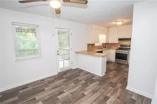 3180 Oak Dr, Lawrenceville, GA 30044 - Photo 9