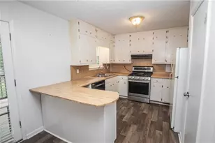 3180 Oak Dr, Lawrenceville, GA 30044 - Photo 11