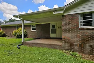 327 Kensington Cir, Bremen, GA 30110 - Photo 3