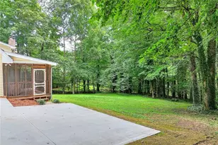 66 Lockring Dr, Lilburn, GA 30047 - Photo 37
