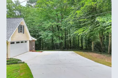 66 Lockring Drive, Lilburn, GA 30047 - Photo 43