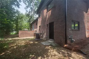 3230 Vanderbilt Ln NW, Atlanta, GA 30318 - Photo 33
