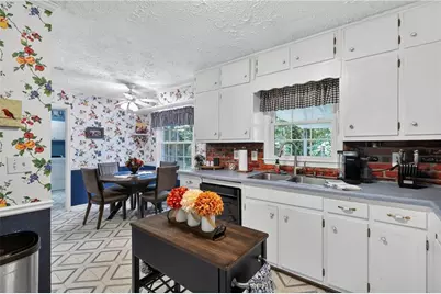 2868 Hickory Lane, Snellville, GA 30078 - Photo 15