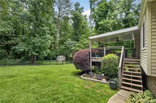 2868 Hickory Ln, Snellville, GA 30078 - Photo 31