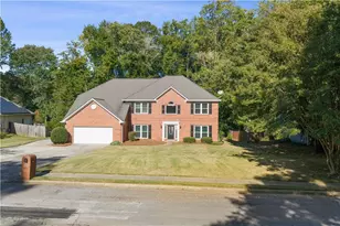 990 Allenbrook Ln, Roswell, GA 30075 - Photo 3