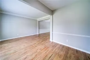 5715 Kennemore Dr, Alpharetta, GA 30004 - Photo 5