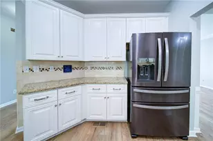 5715 Kennemore Dr, Alpharetta, GA 30004 - Photo 17