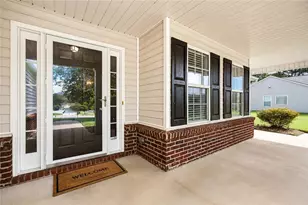 1438 Solomon Dr, Winder, GA 30680 - Photo 3