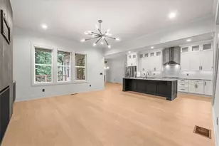 4095 Ashford Dunwoody Rd NE, Atlanta, GA 30319 - Photo 9