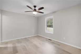 135 Holly Creek Dr, Chatsworth, GA 30705 - Photo 13