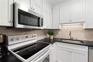 1105 Clairemont Ave, Decatur, GA 30030 - Photo 11