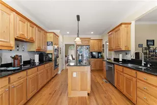5022 Oak Farm Way, Flowery Branch, GA 30542 - Photo 15
