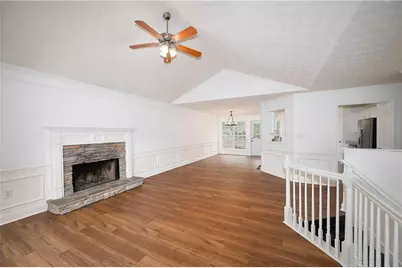 6532 Sundial Avenue, Flowery Branch, GA 30542 - Photo 3