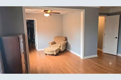 1055 Riverside Walk Crossing, Sugar Hill, GA 30518 - Photo 11
