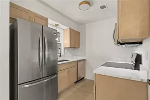 201 Holcomb Ferry Rd, Roswell, GA 30076 - Photo 3