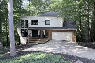 1971 Woodsdale Rd NE, Atlanta, GA 30324 - Photo 1