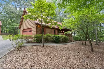 2932 Village Drive, Marietta, GA 30062 - Photo 3