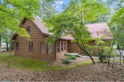 2932 Village Drive, Marietta, GA 30062 - Photo 29